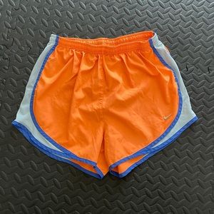 Nike shorts M